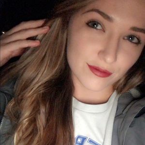 Meet your Posher, Maggie jane